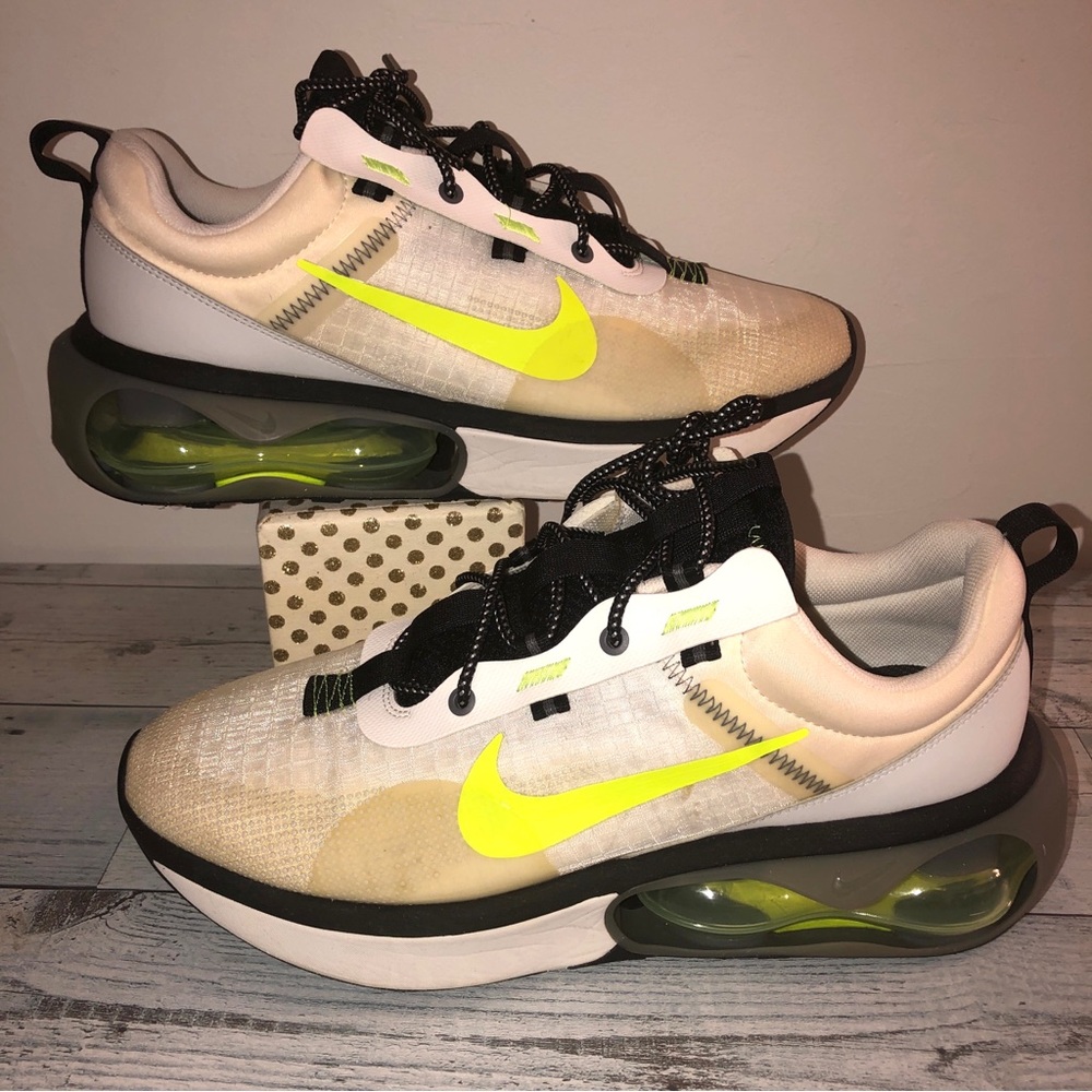 ❌SOLD❌Nike air max 2021 sneakers - Picture 1 of 11
